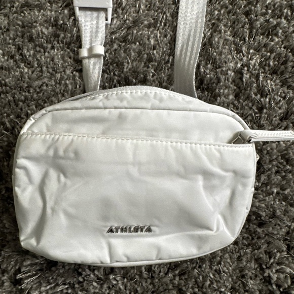 Athleta Fanny Pack - Picture 4 of 6
